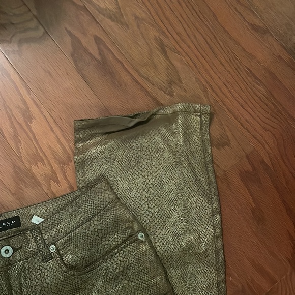 Buffalo David Bitton Pants - Picture 2 of 6